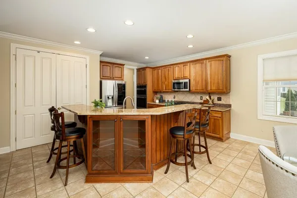 $914,900 | 6465 Brookview Drive, Saline, MI 48176