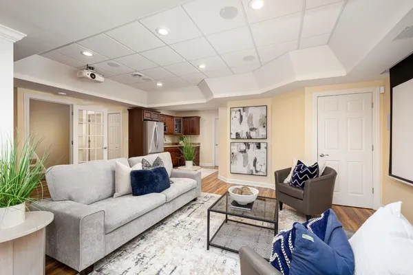 $914,900 | 6465 Brookview Drive, Saline, MI 48176