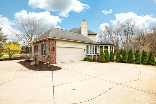 $914,900 | 6465 Brookview Drive, Saline, MI 48176