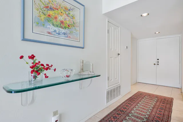 $519,000 | 27 Seville Drive, Rancho Mirage, CA 92270