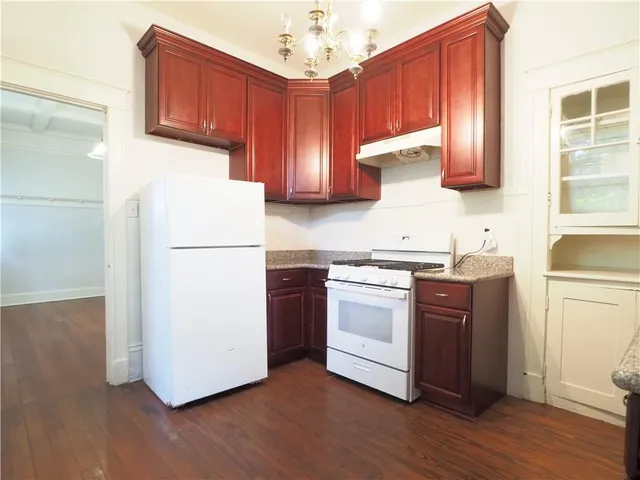 $1,425 | 4922 Loyola Avenue, New Orleans, LA 70115