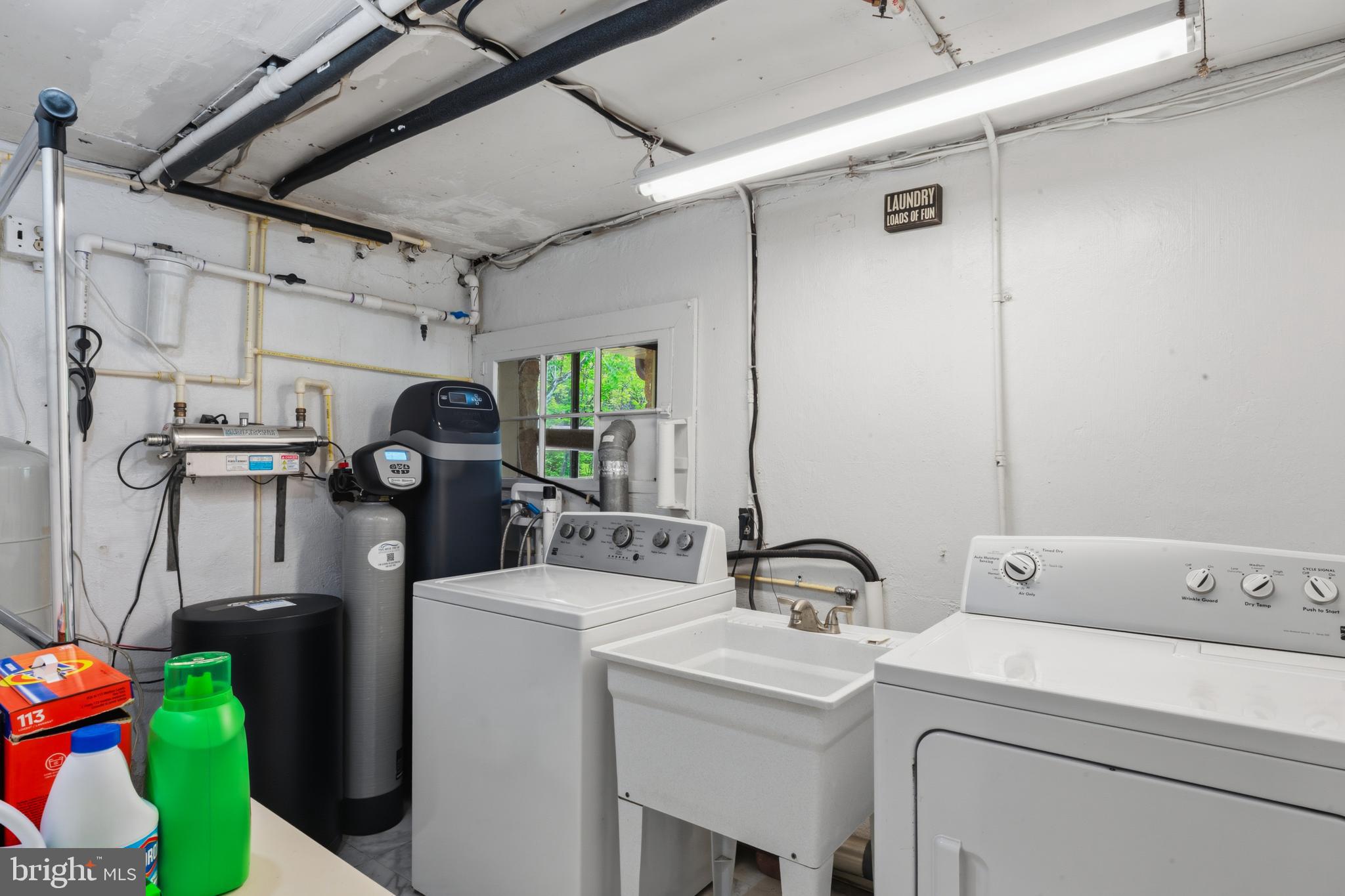 3593 Strasburg Road Strasburg, VA 22657 - Photo 59 of 113 laundry room