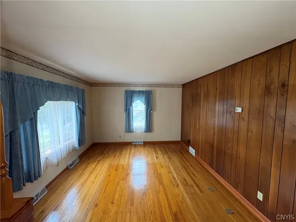 $229,000 | 5207 North Street, Vernon, NY 13476