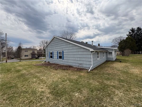 $229,000 | 5207 North Street, Vernon, NY 13476