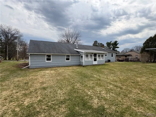 $229,000 | 5207 North Street, Vernon, NY 13476