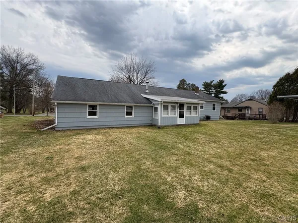 $229,000 | 5207 North Street, Vernon, NY 13476