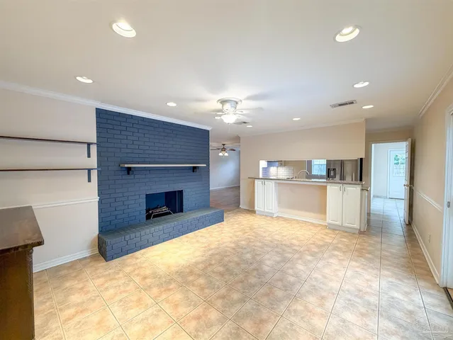 $2,600 | 3915 Potosi Road, Pensacola, FL 32504