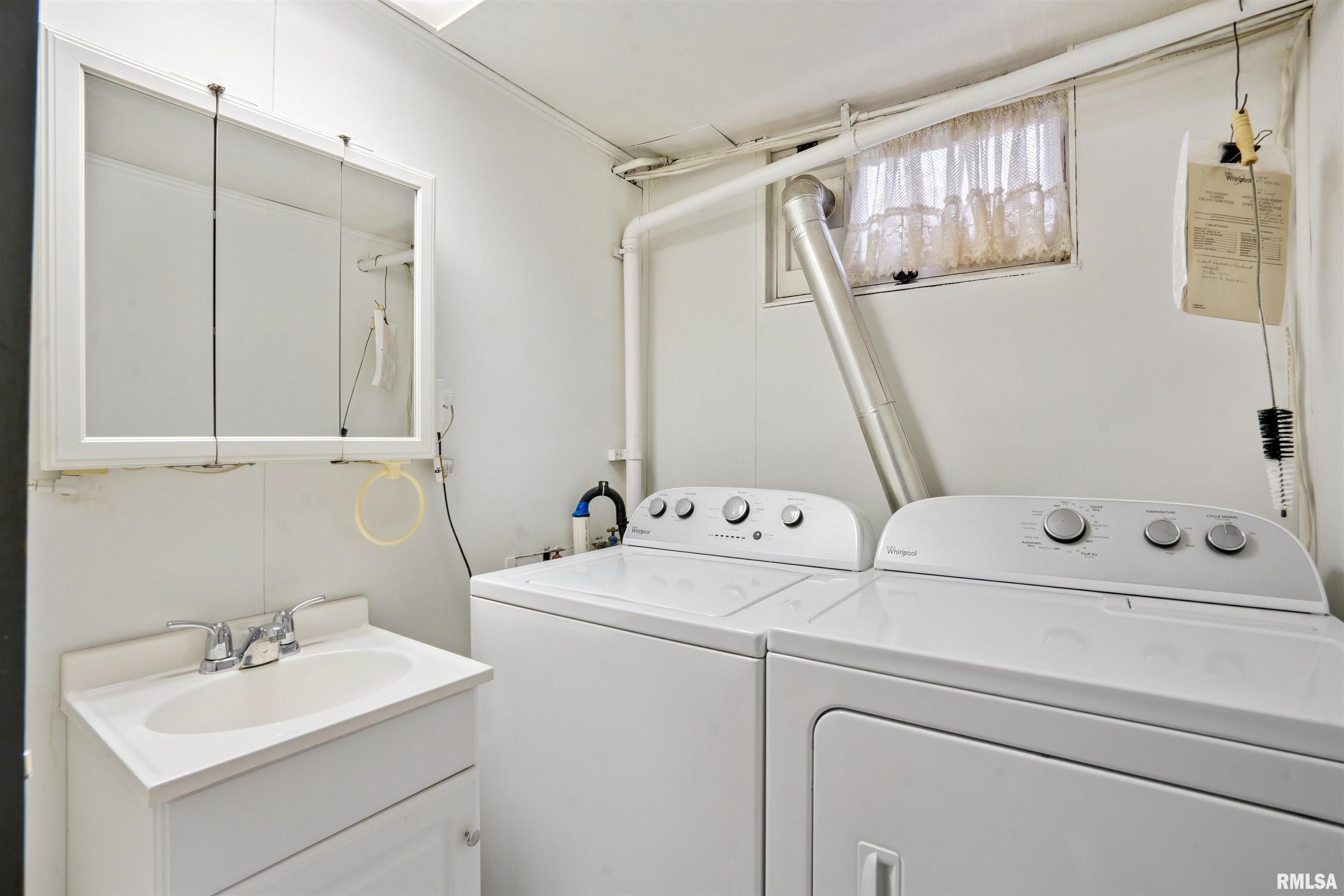 1202 14th Avenue South Clinton, IA 52732 - Photo 24 of 29