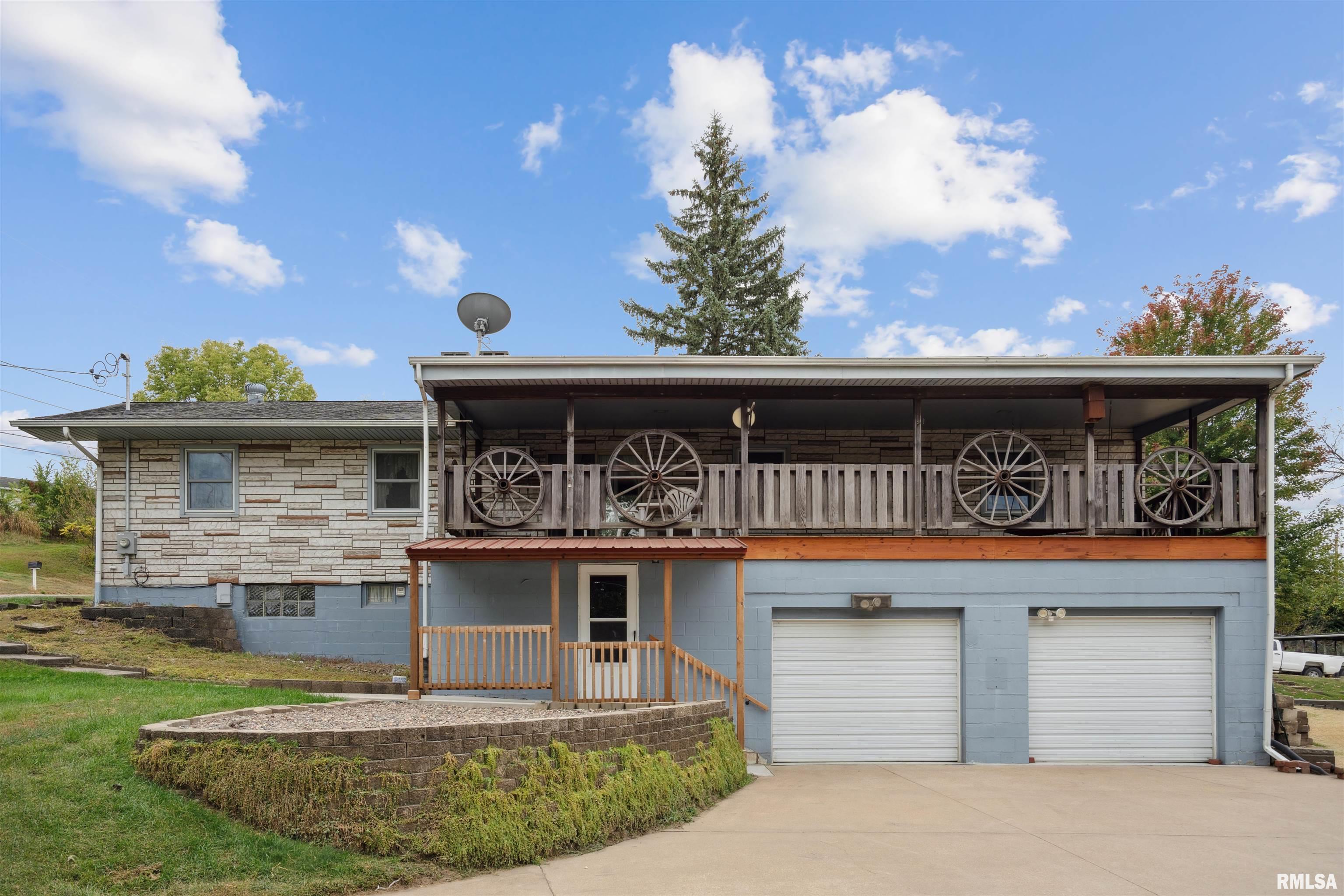 1202 14th Avenue South Clinton, IA 52732 - Photo 4 of 29