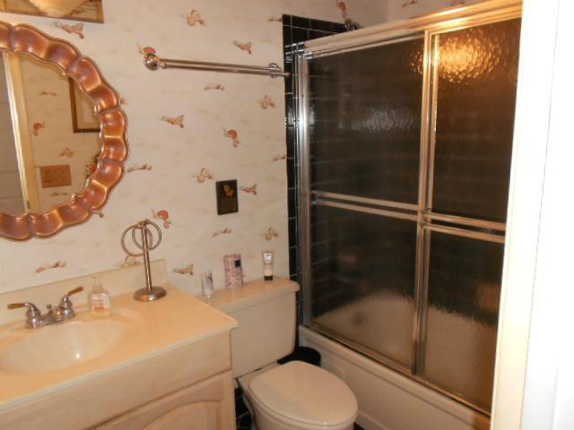 5650 Southeast Miles Grant Road Stuart, FL 34997 - Photo 15 of 19