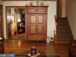 45 Harding Road Southampton, PA 18966 - Photo 3 of 6 Gallery Image 3