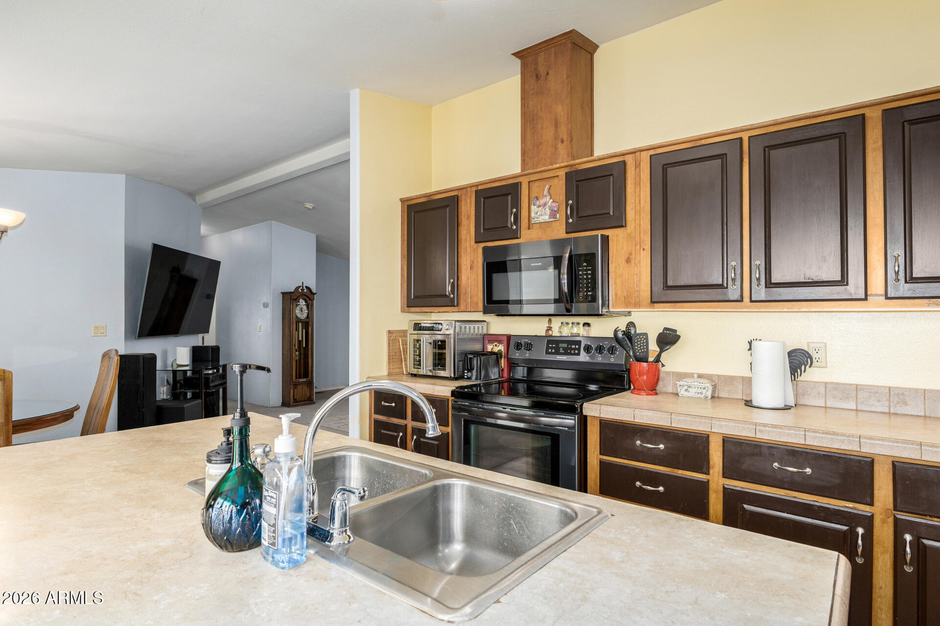 2930 East Escuda Road Phoenix, AZ 85050 - Photo 15 of 42 19 - Escuda