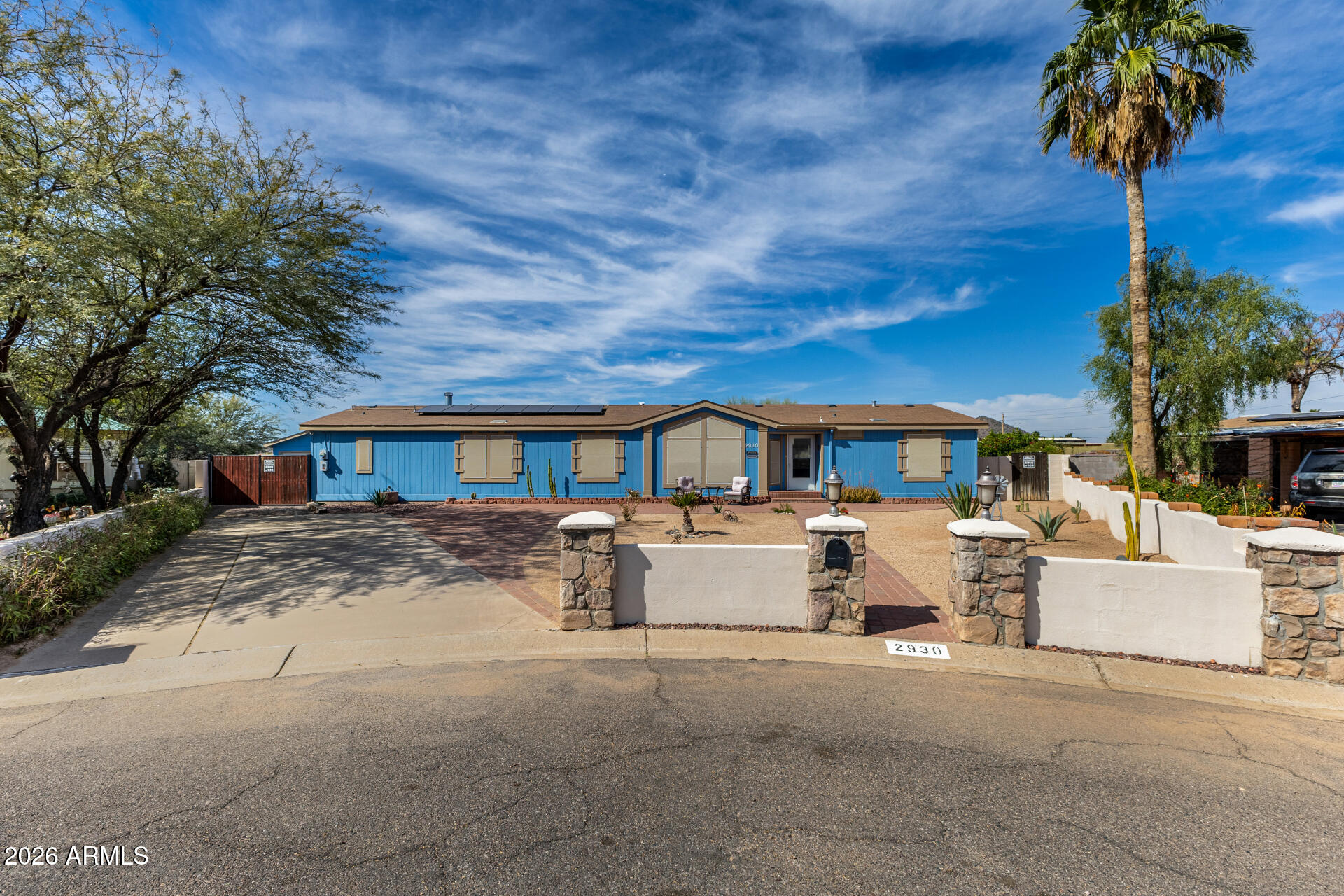2930 East Escuda Road Phoenix, AZ 85050 - Photo 2 of 42 01 - Escuda