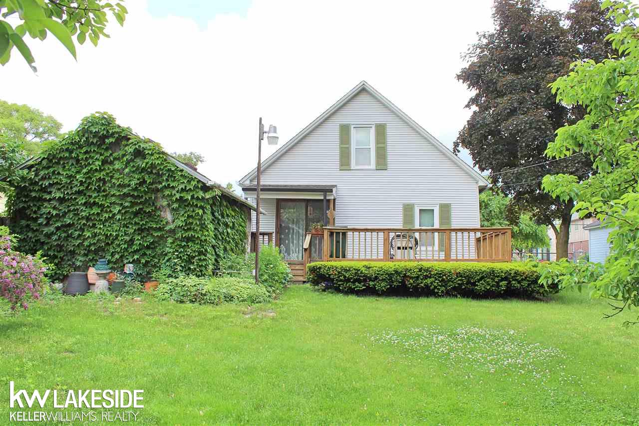 323 Woodward Avenue Rochester, MI 48307 - Photo 8 of 28 31349444-7.JPG