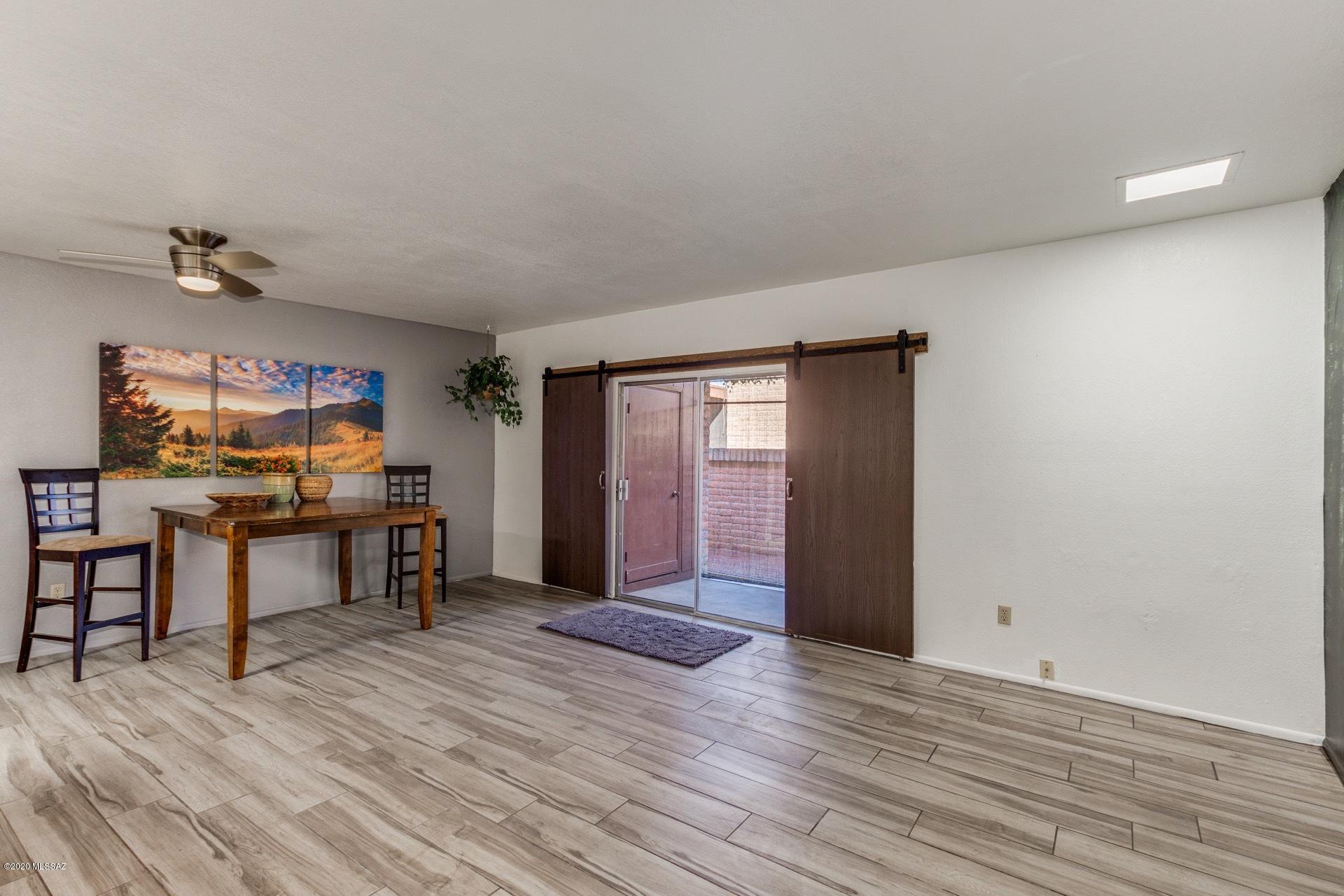 295 East Root Way Tucson, AZ 85705 - Photo 8 of 24