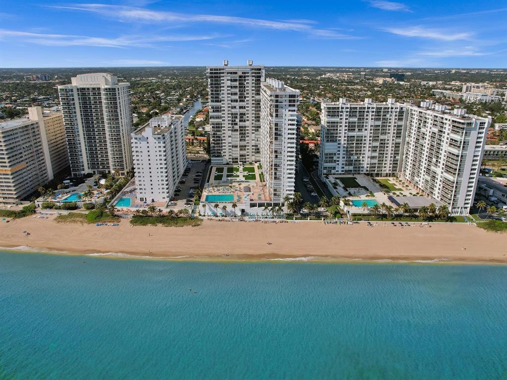 4280 Galt Ocean Drive, Unit 10A Fort Lauderdale, FL 33308 - Photo 35 of 36 a view of building with yard
