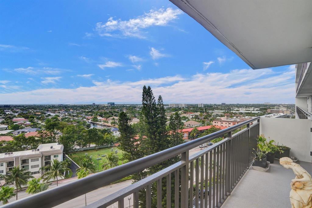 4280 Galt Ocean Drive, Unit 10A Fort Lauderdale, FL 33308 - Photo 6 of 36 a view of a city from a balcony