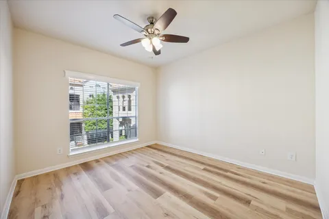 $280,000 | 3231 Allen Parkway, Unit 3204, Houston, TX 77019