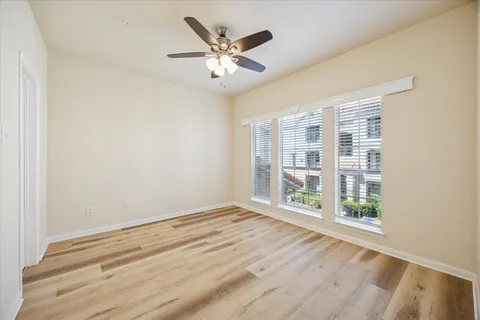 $280,000 | 3231 Allen Parkway, Unit 3204, Houston, TX 77019