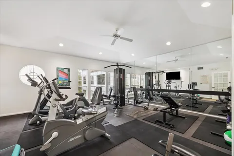 $280,000 | 3231 Allen Parkway, Unit 3204, Houston, TX 77019