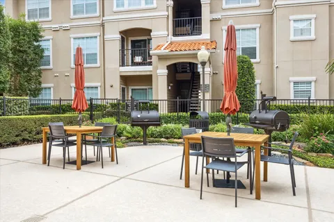 $280,000 | 3231 Allen Parkway, Unit 3204, Houston, TX 77019