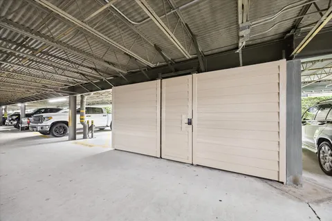 $280,000 | 3231 Allen Parkway, Unit 3204, Houston, TX 77019