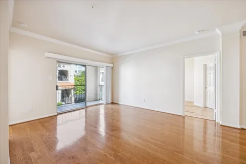 $280,000 | 3231 Allen Parkway, Unit 3204, Houston, TX 77019