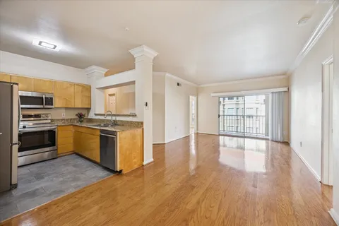 $280,000 | 3231 Allen Parkway, Unit 3204, Houston, TX 77019