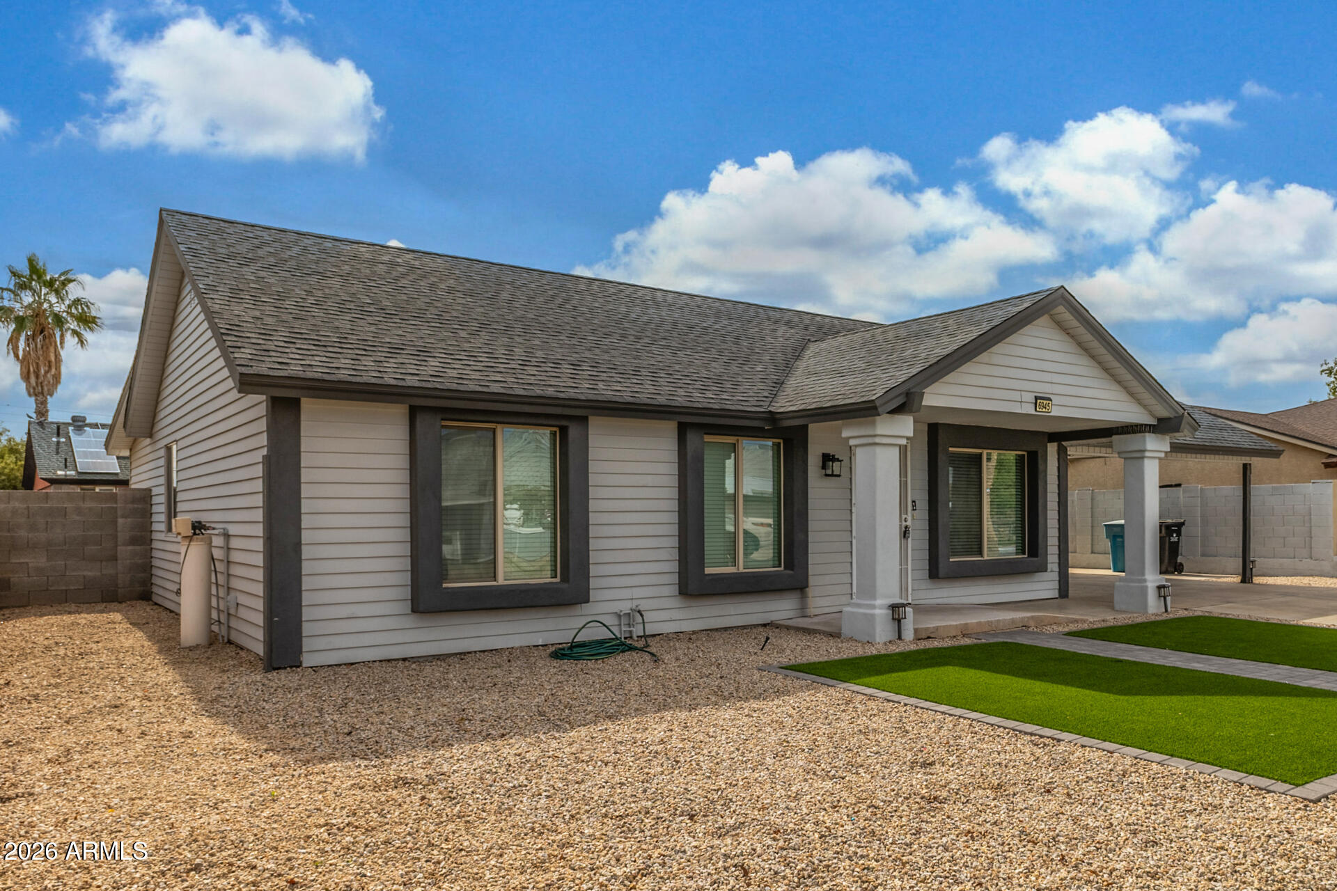 6945 West Merrell Street Phoenix, AZ 85033 - Photo 2 of 23 3 Merrell