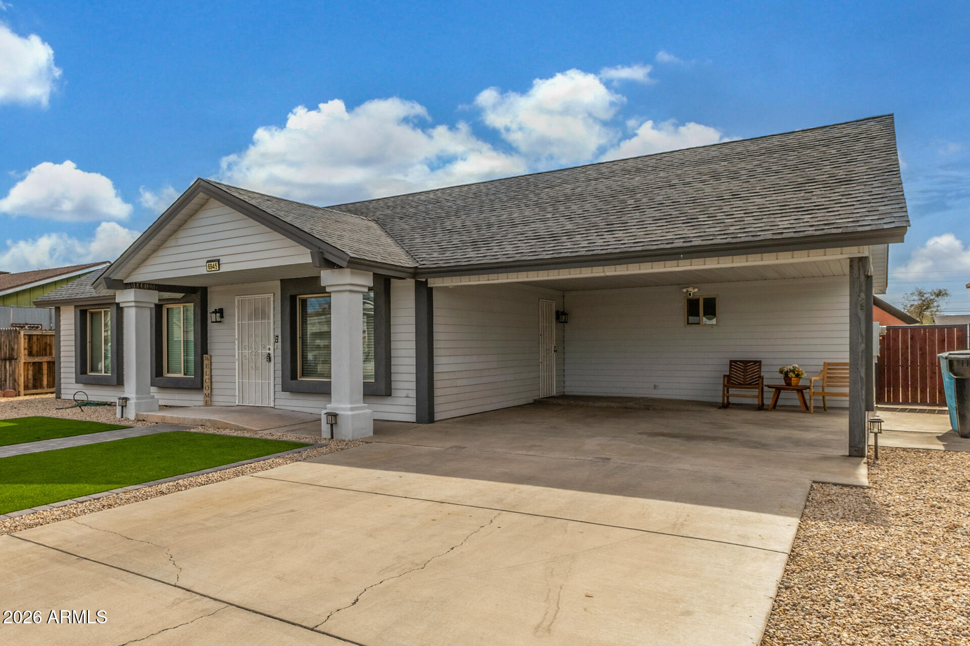 6945 West Merrell Street Phoenix, AZ 85033 - Photo 3 of 23 5 Merrell