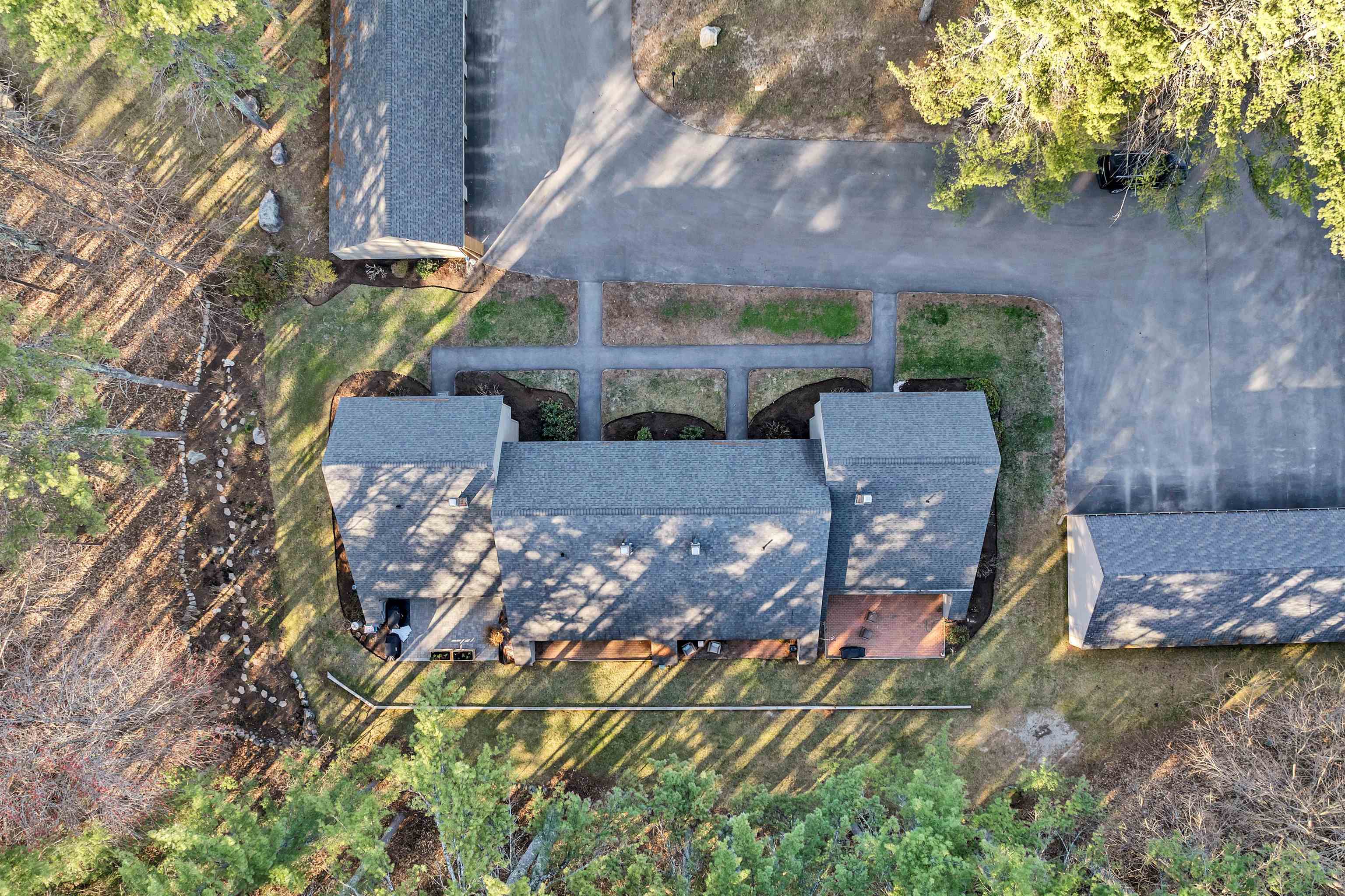 10 Wolfeboro Common Wolfeboro, NH 03894 - Photo 39 of 45