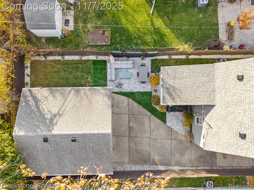 2221 Columbia Road Berkley, MI 48072 - Photo 36 of 39