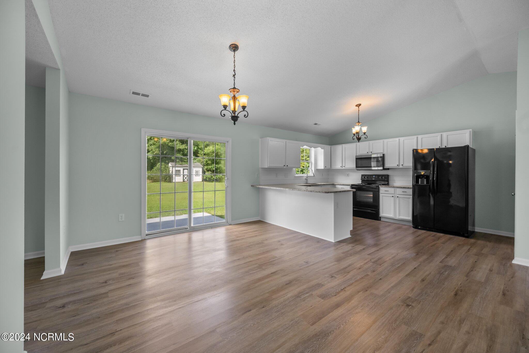 452 High Hill Road Jacksonville, NC 28540 - Photo 11 of 50 9-web-or-mls-_Z723393