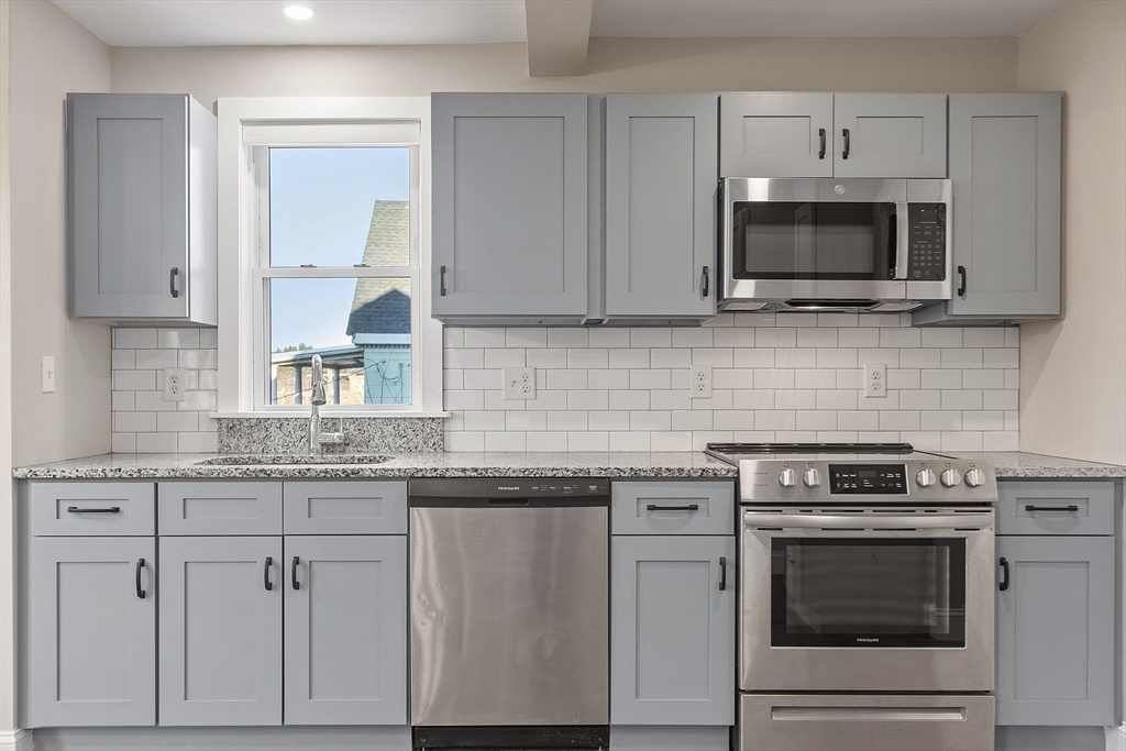 5 Lewis Street Andover, MA 01810 - Photo 9 of 35