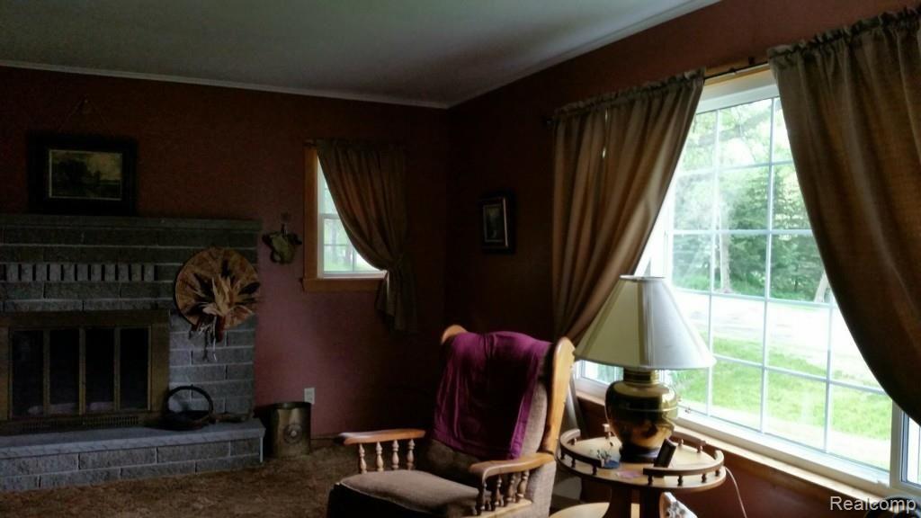 6123 Linden Road Fenton, MI 48430 - Photo 7 of 11 Gallery Image 7