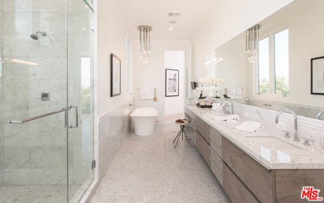 1774 Westridge Road Los Angeles, CA 90049 - Photo 19 of 28