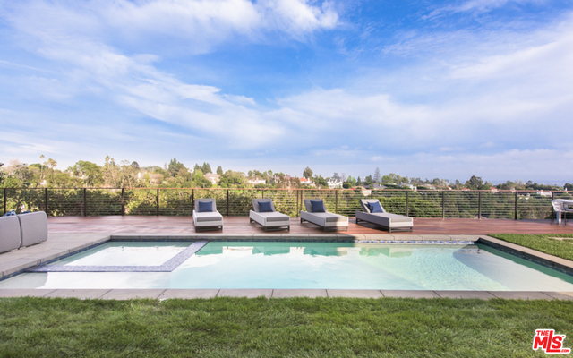 1774 Westridge Road Los Angeles, CA 90049 - Photo 23 of 28