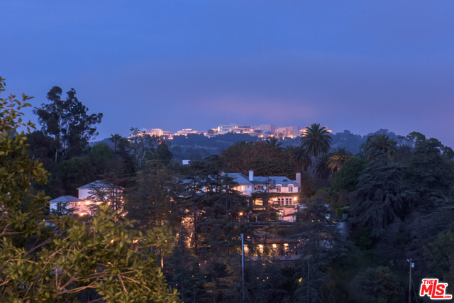 1774 Westridge Road Los Angeles, CA 90049 - Photo 26 of 28