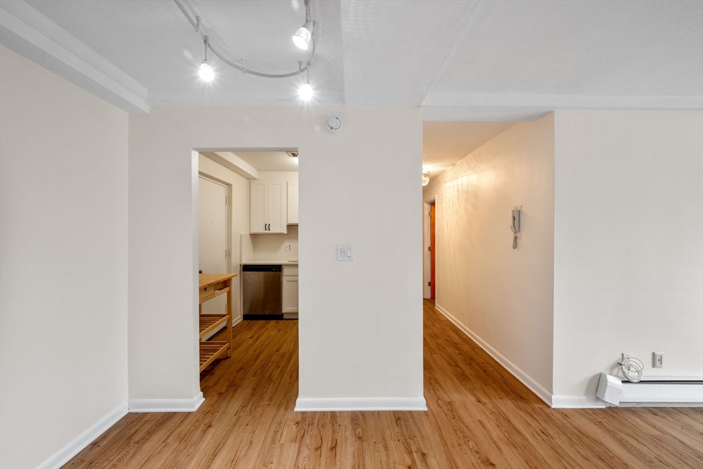 16 Addington Road, Unit 12 Brookline, MA 02445 - Photo 15 of 29 Gallery Image 15