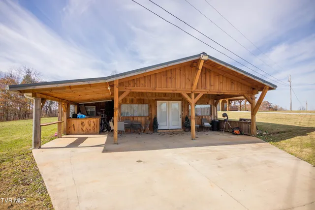 $385,000 | 7695 Greystone Road, Afton, TN 37616