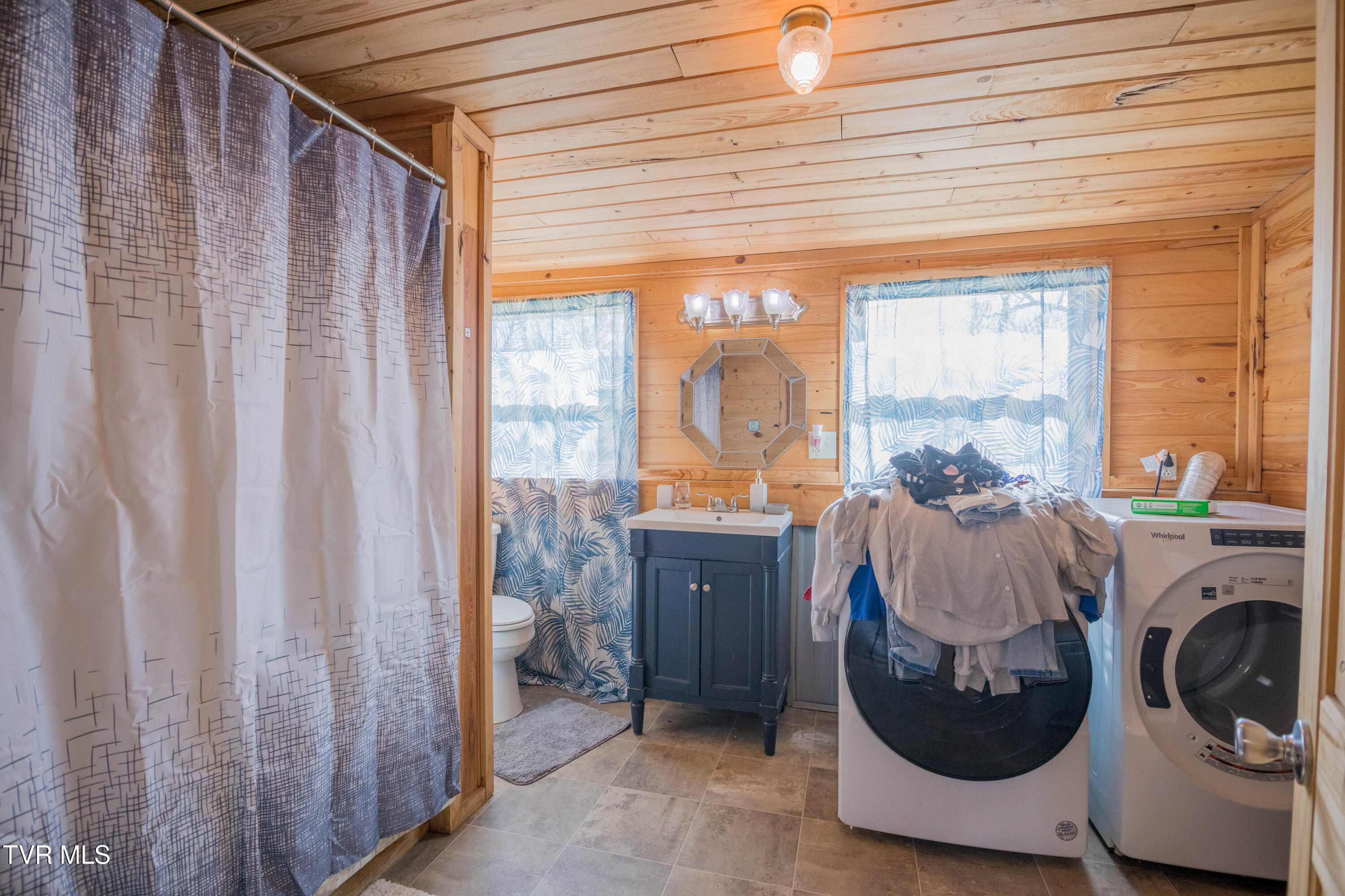 7695 Greystone Road Afton, TN 37616 - Photo 17 of 30 087A0033-HDR