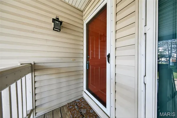 $160,000 | 929 Sugar Lake Court, Unit 7, St. Peters, MO 63376