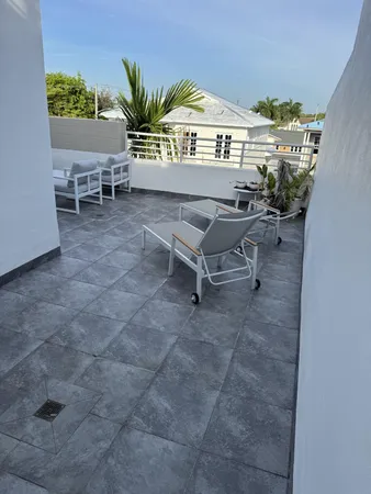 $5,200 | 169 Southeast 1st Avenue, Delray Beach, FL 33444