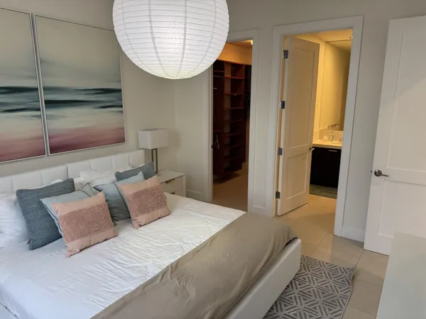 $5,200 | 169 Southeast 1st Avenue, Delray Beach, FL 33444