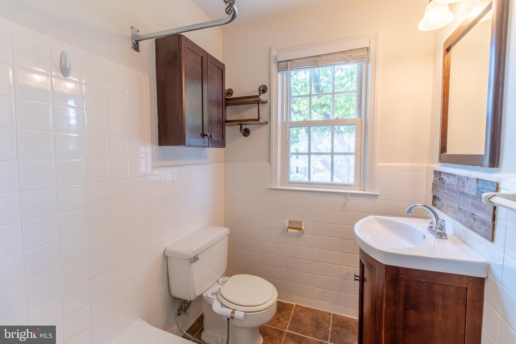 2902 13th Road South, Unit 202 Arlington, VA 22204 - Photo 13 of 27