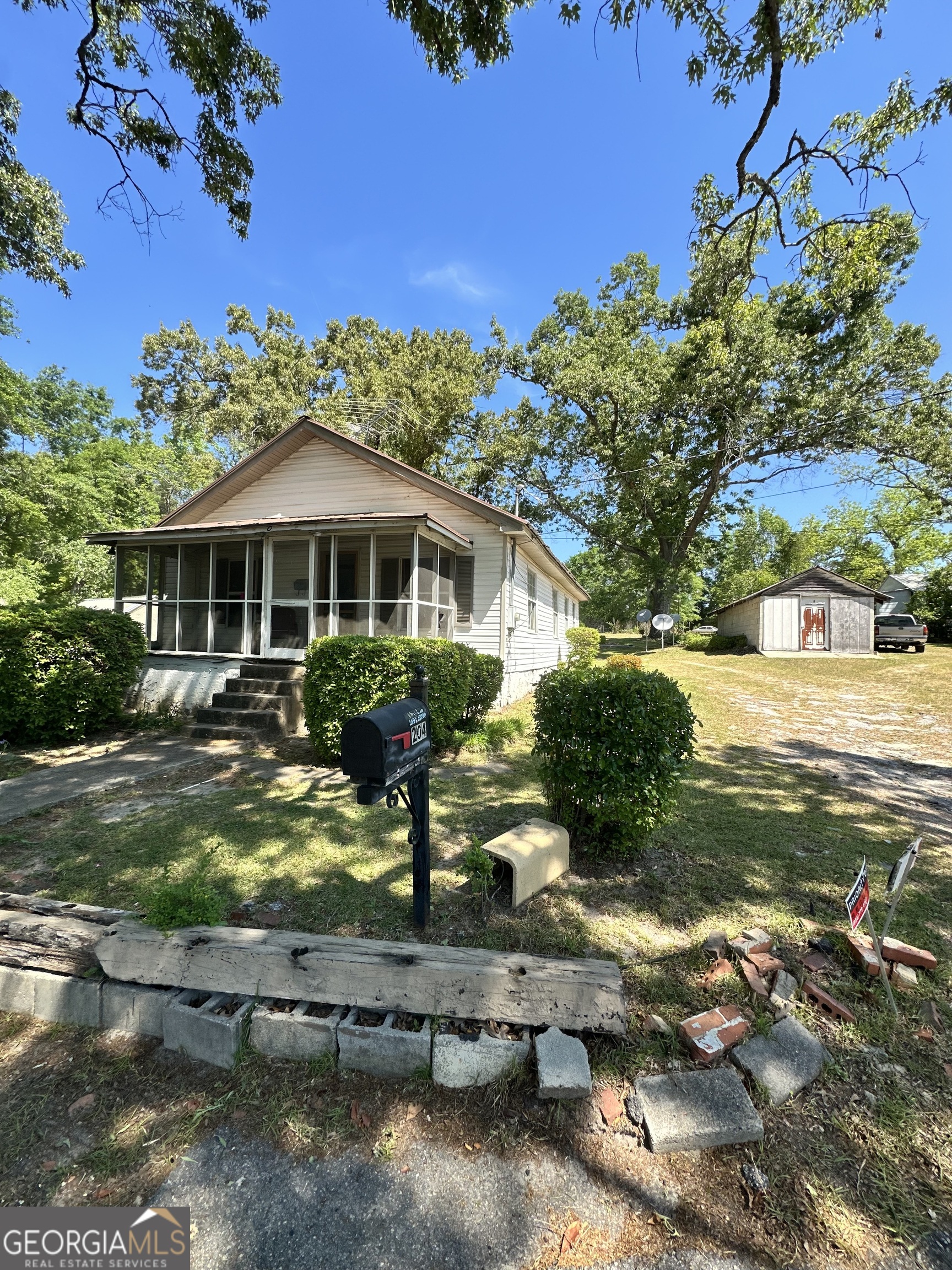 204 Hudson Street Wrens, GA 30833 - Photo 2 of 5