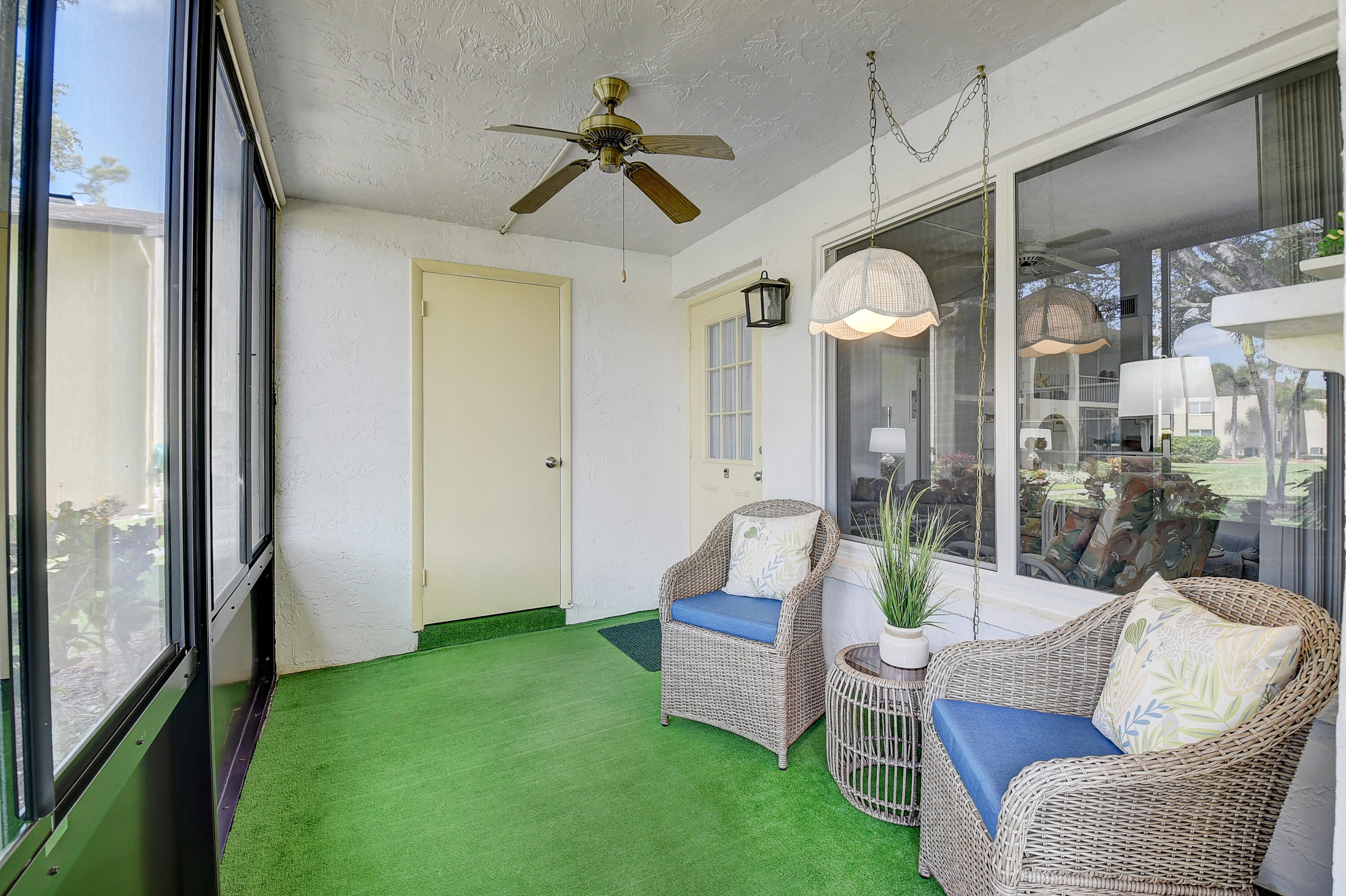 304 Pine Ridge Circle, Unit C1 Greenacres, FL 33463 - Photo 4 of 18 04_dsc_4033_4_5_6_7