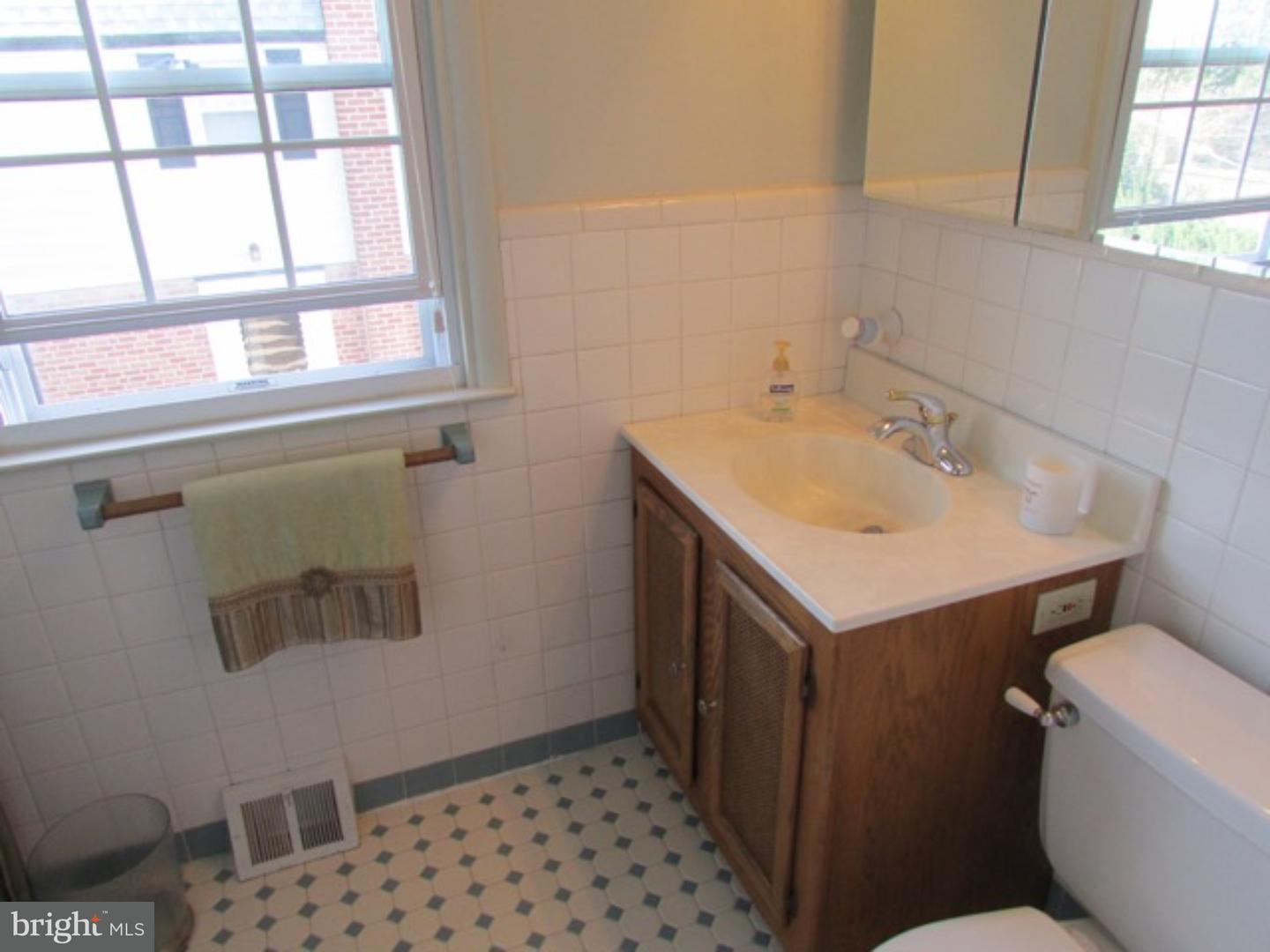 1115 Morefield Road Philadelphia, PA 19115 - Photo 14 of 20