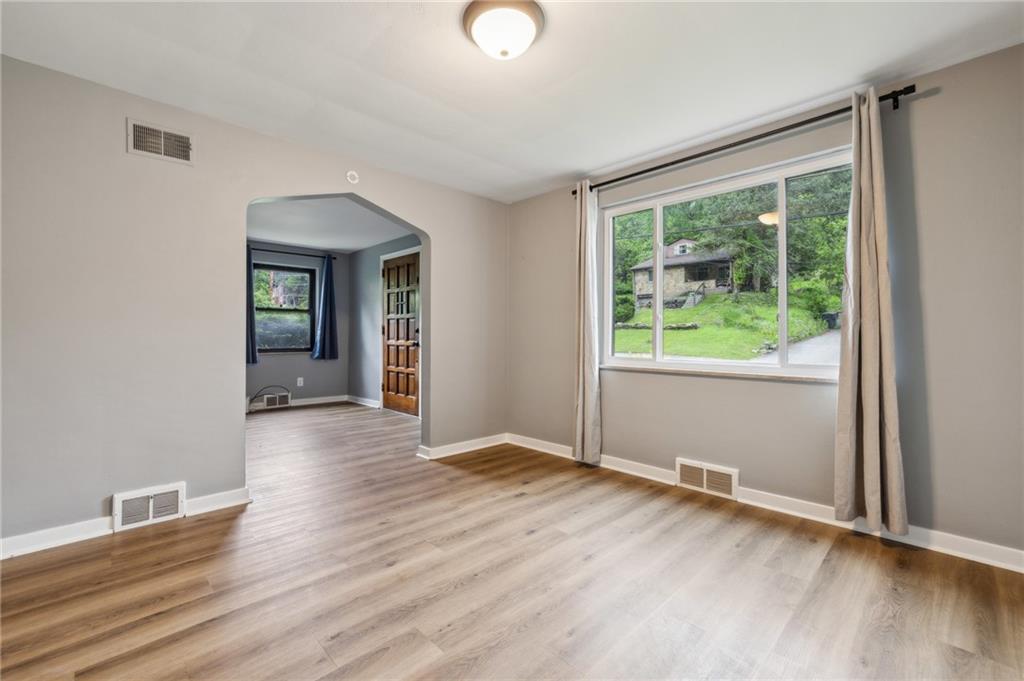 344 Long Road Pittsburgh, PA 15235 - Photo 6 of 15 Gallery Image 6