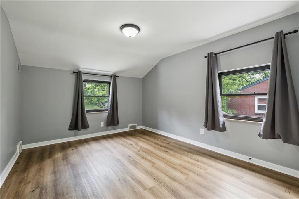 344 Long Road Pittsburgh, PA 15235 - Photo 10 of 15 Gallery Image 10